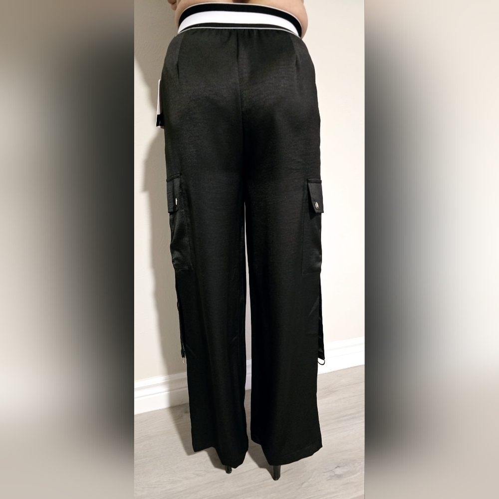 Women's Cargo Stretch Pants Size S, M, L - Picture 2 of 3